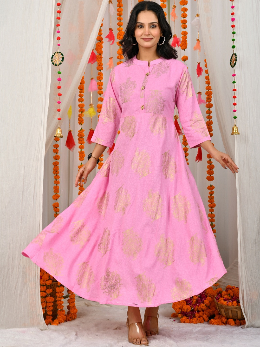 She Enterprises Women Viscose Rayon  Kurtas
