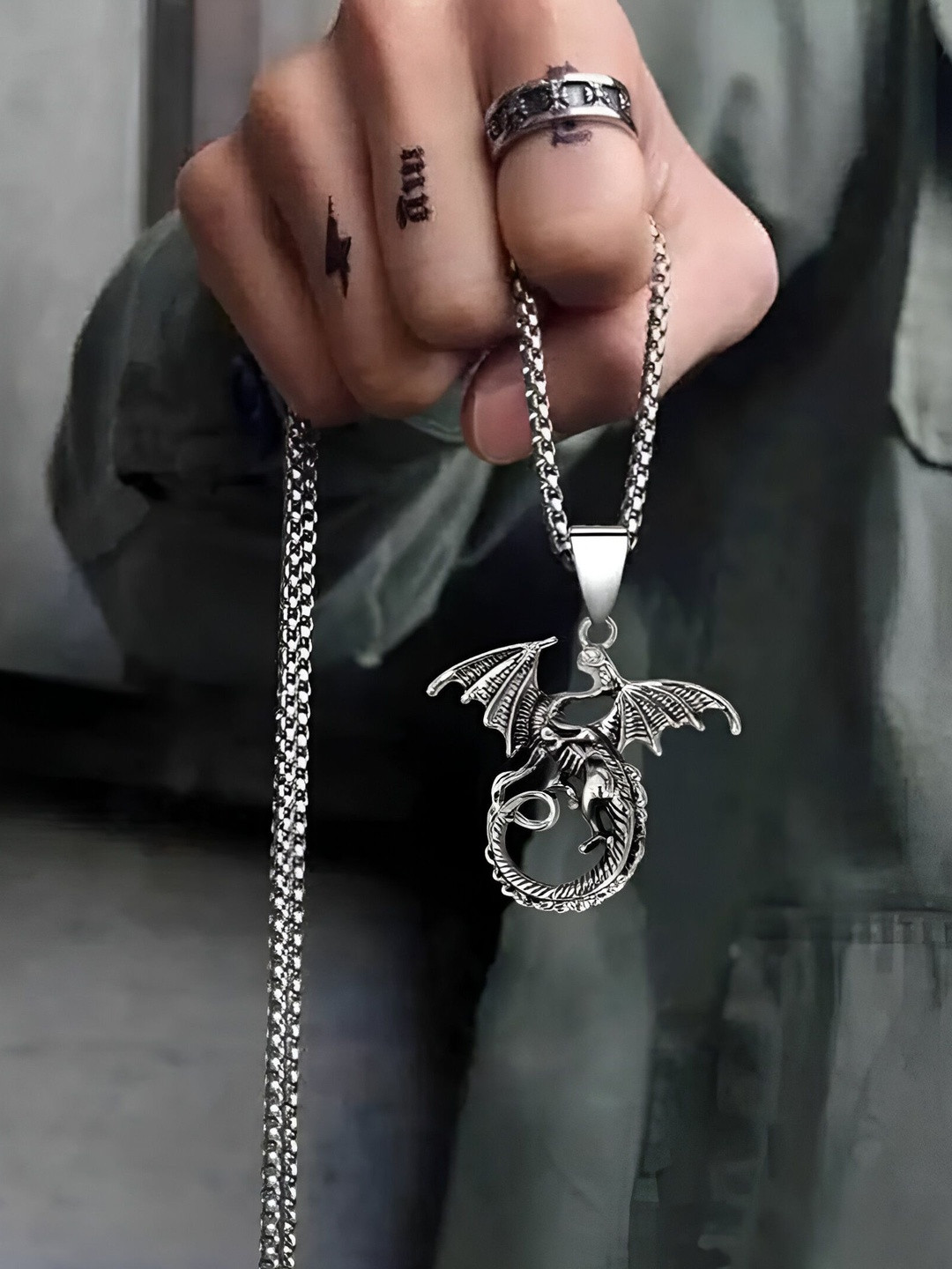 Minprice Adults-Unisex Stainless Steel Silver-Plated Pendants with Chains