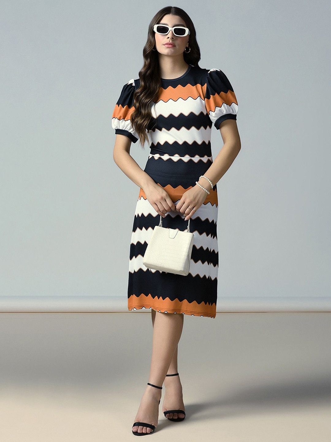 Selvia Edge Women Printed A-Line Midi Dress