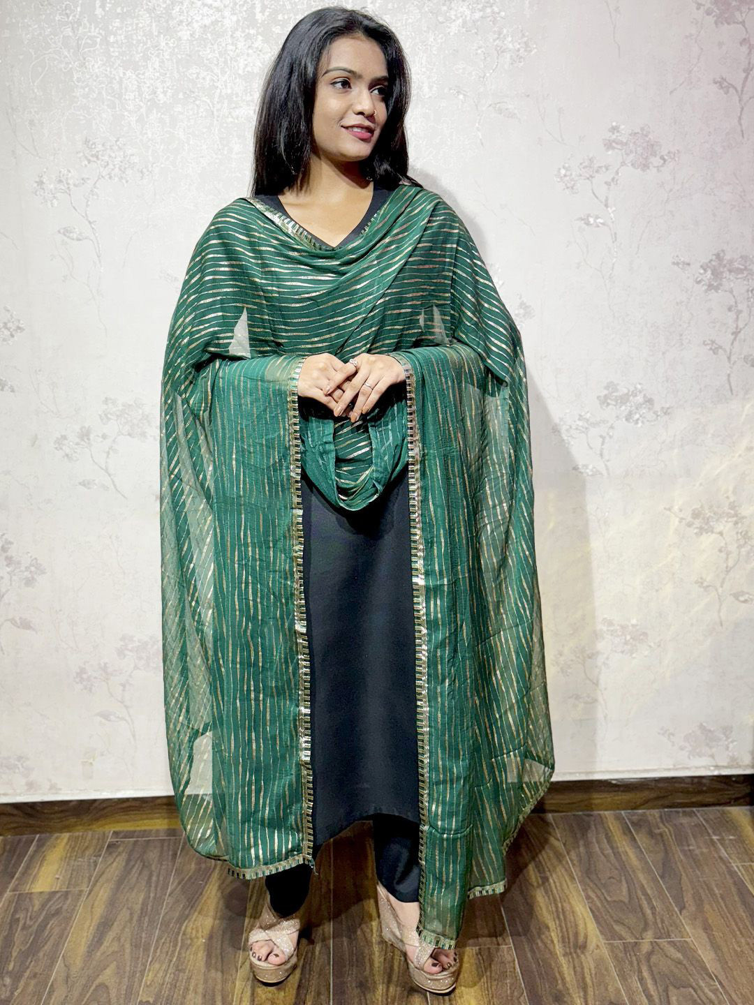Varanga Striped Gotta Patti Dupatta