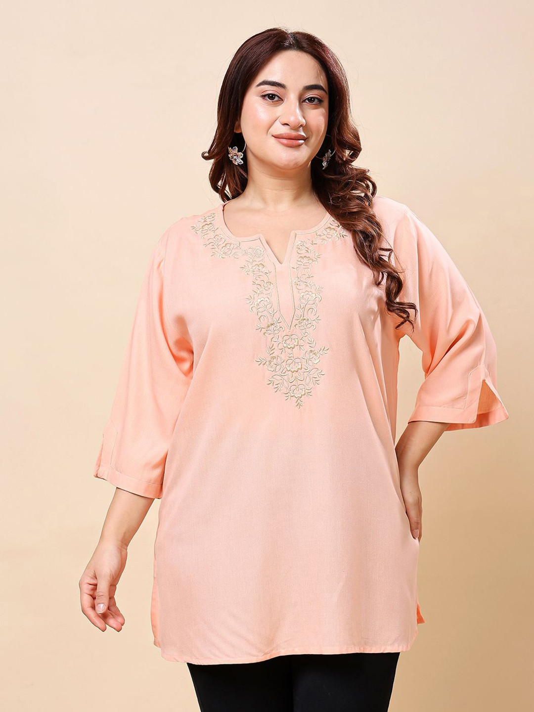 VAAMII Floral Embroidery Straight Kurti