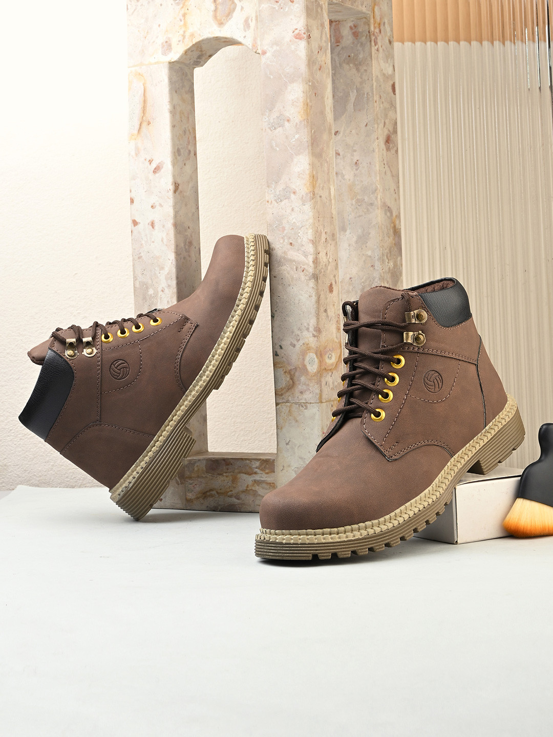 BUCIK Men Regular Boots