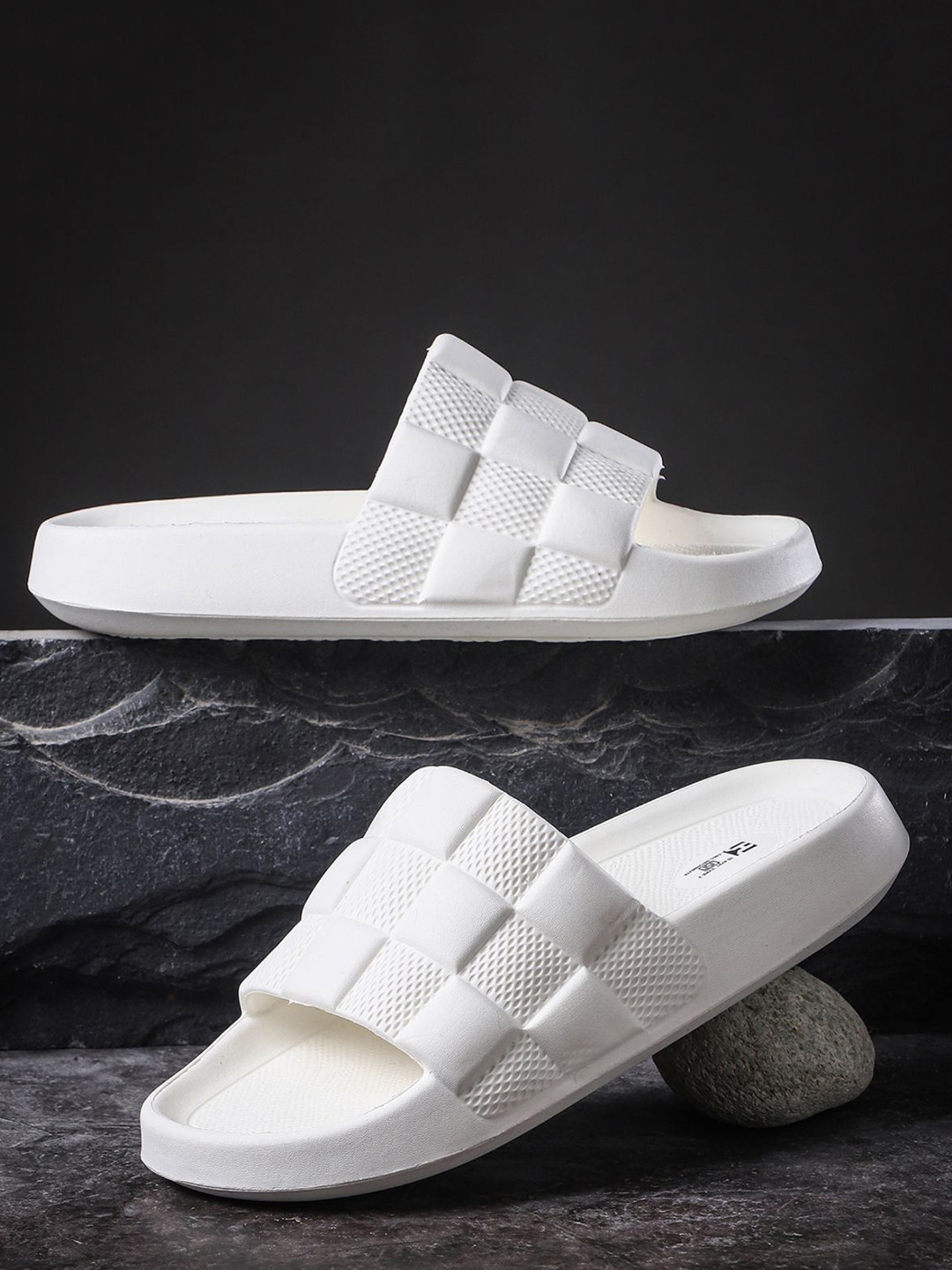 Hygear Ricardo Men Self Design EVA Sliders