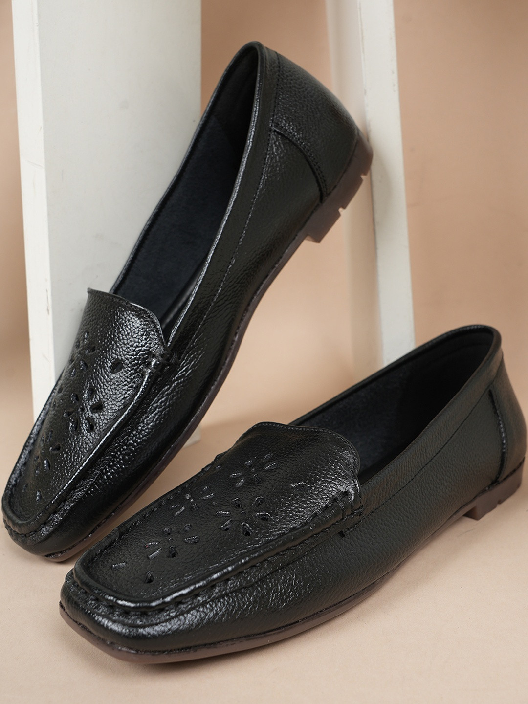DOLLPHIN Women Casual Flat Bellies