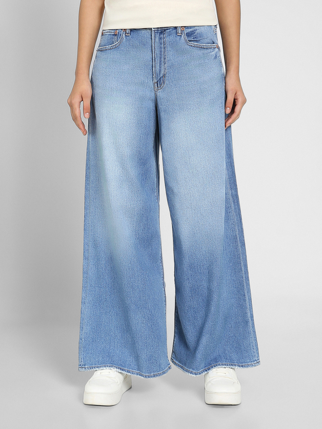 AMERICAN EAGLE OUTFITTERS Women High-Waisted Baggy Wide-Leg Jeans