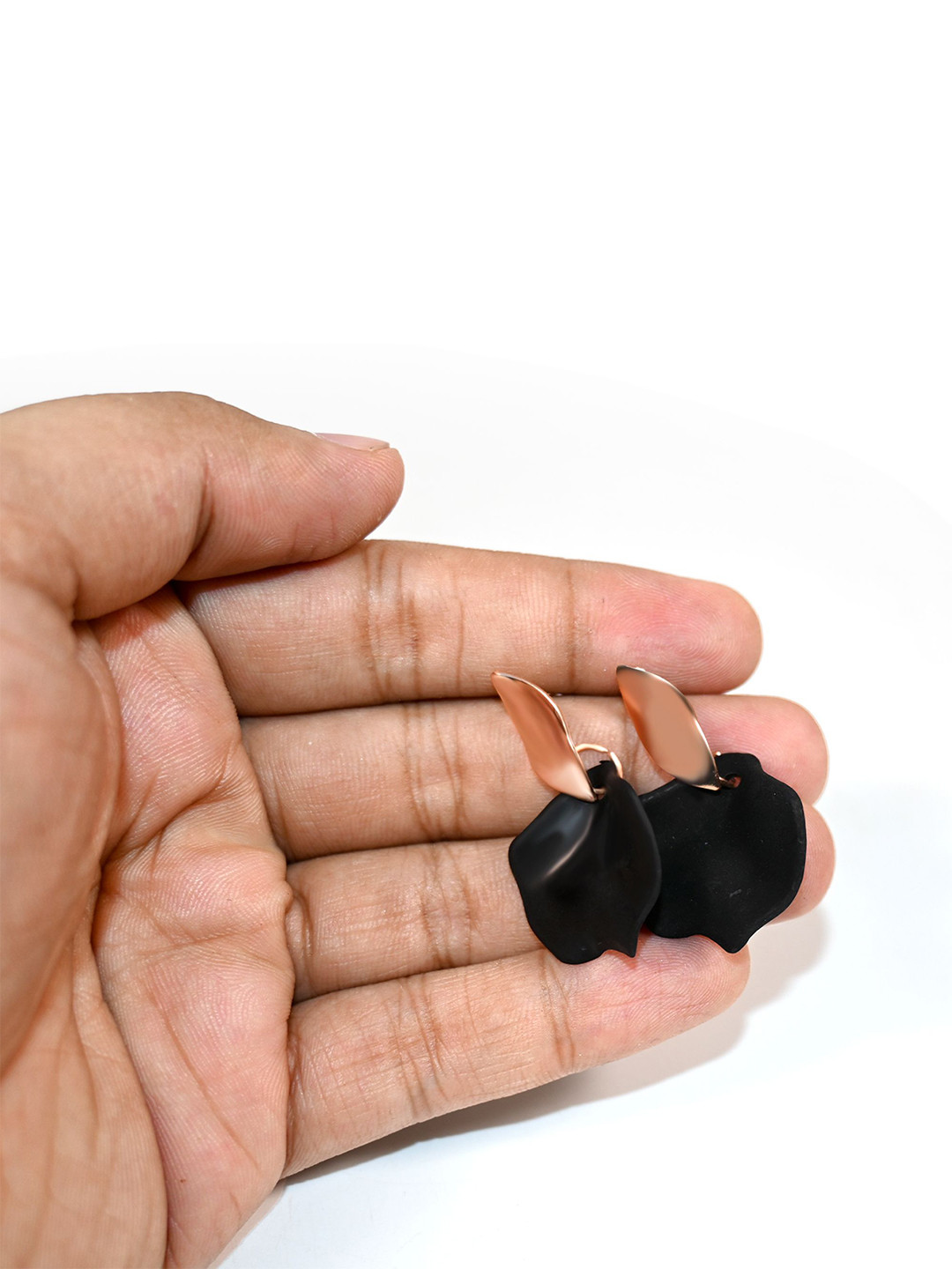 Laal Amrood Contemporary Shaped Drop Earrings