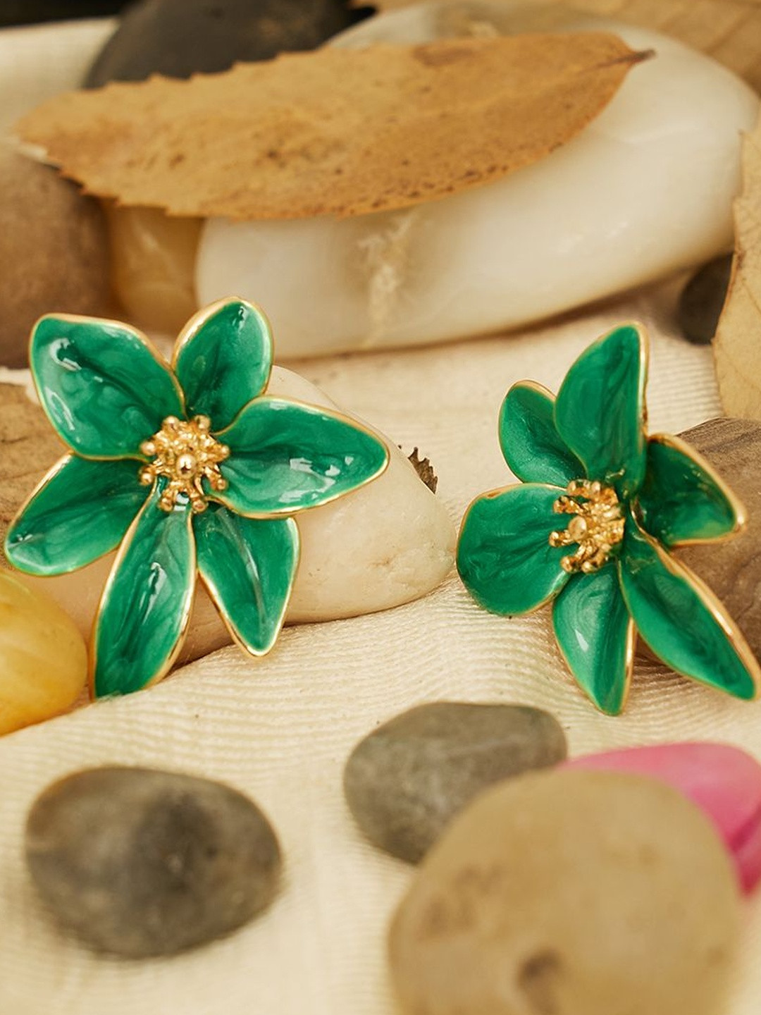 Beenth & Doneth Fancy Green Flower Earrings
