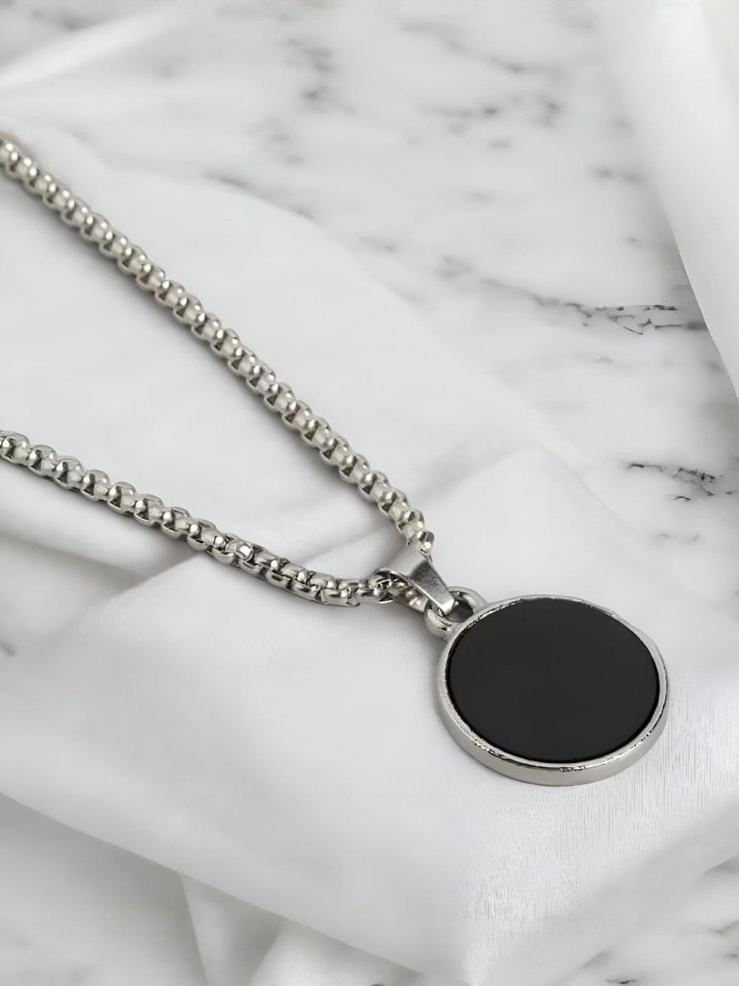Minprice Men Silver Toned Black Circular Pendant with Chain