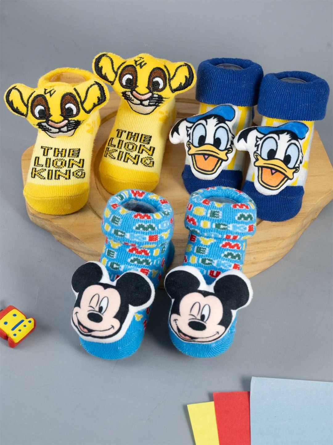 Yellow Bee Boys Pack Of 3 Patterned Cotton Ankle Length Disney 3D Socks