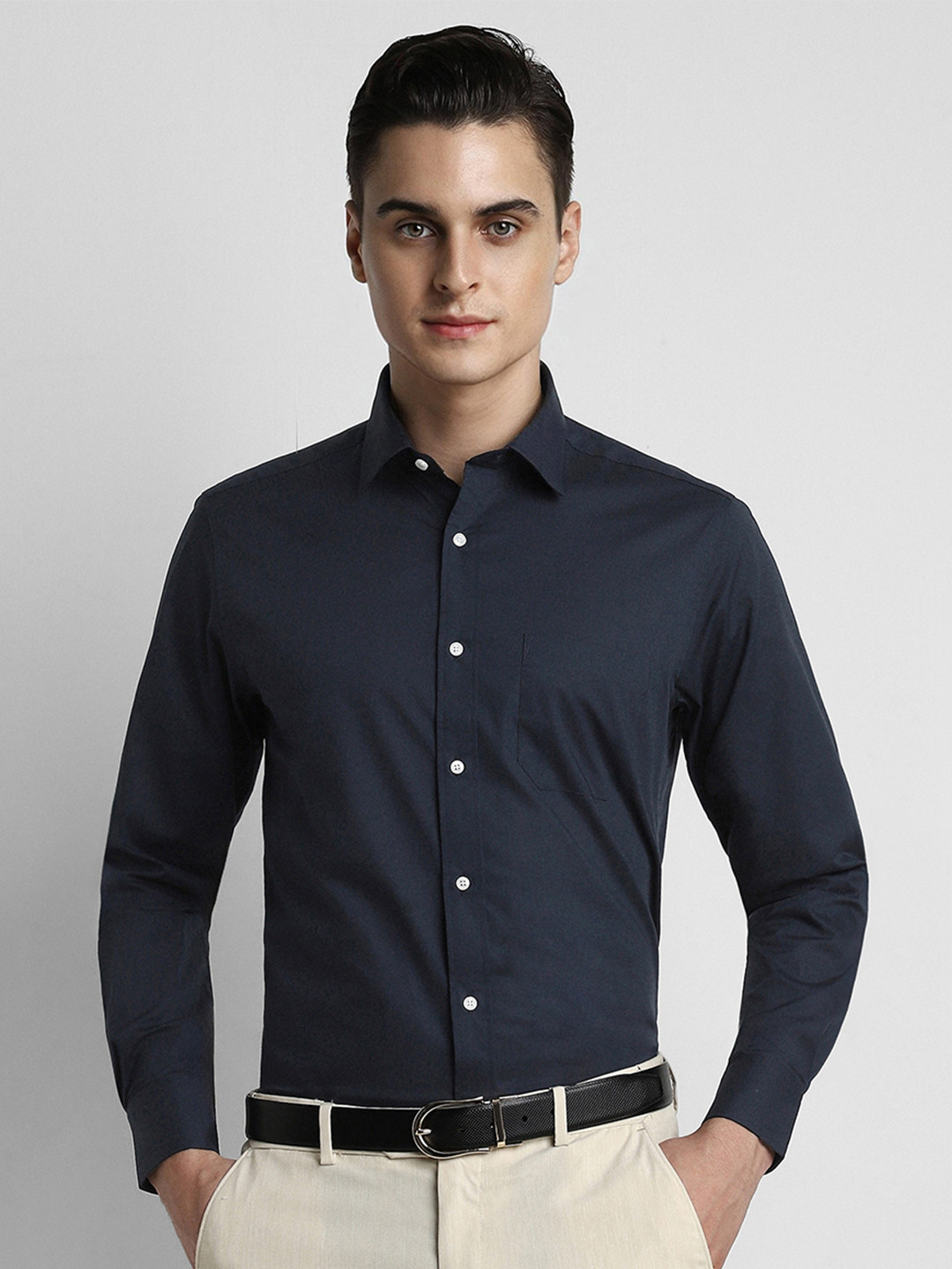 Peter England Men Black Solid Formal Shirt