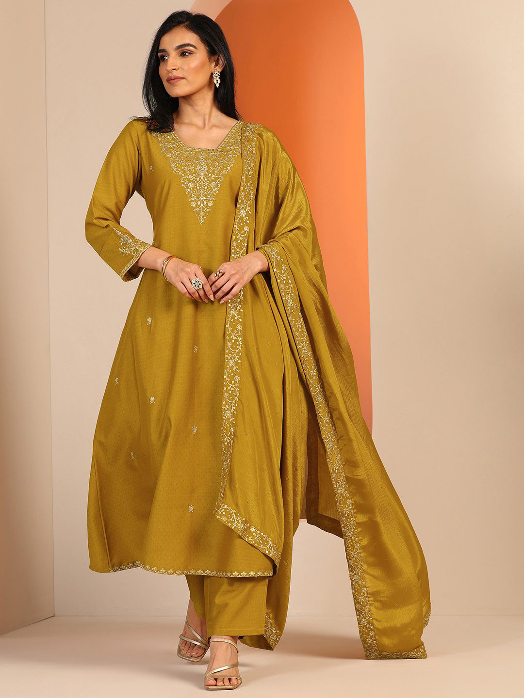 Libas Women Ethnic Motifs Printed A-Line Kurta with Trousers & Dupatta