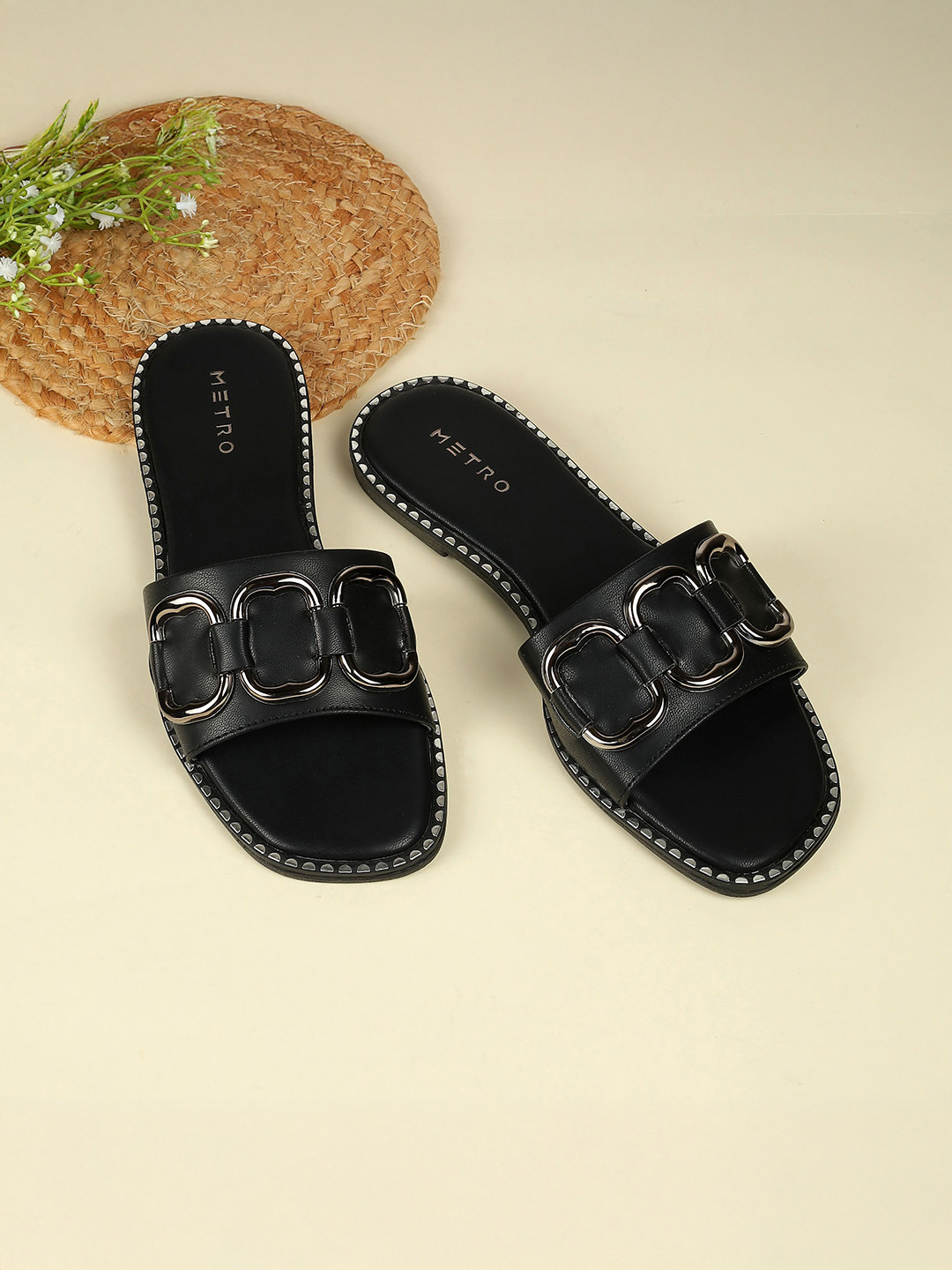 Metro Women Textured Open Toe Flats