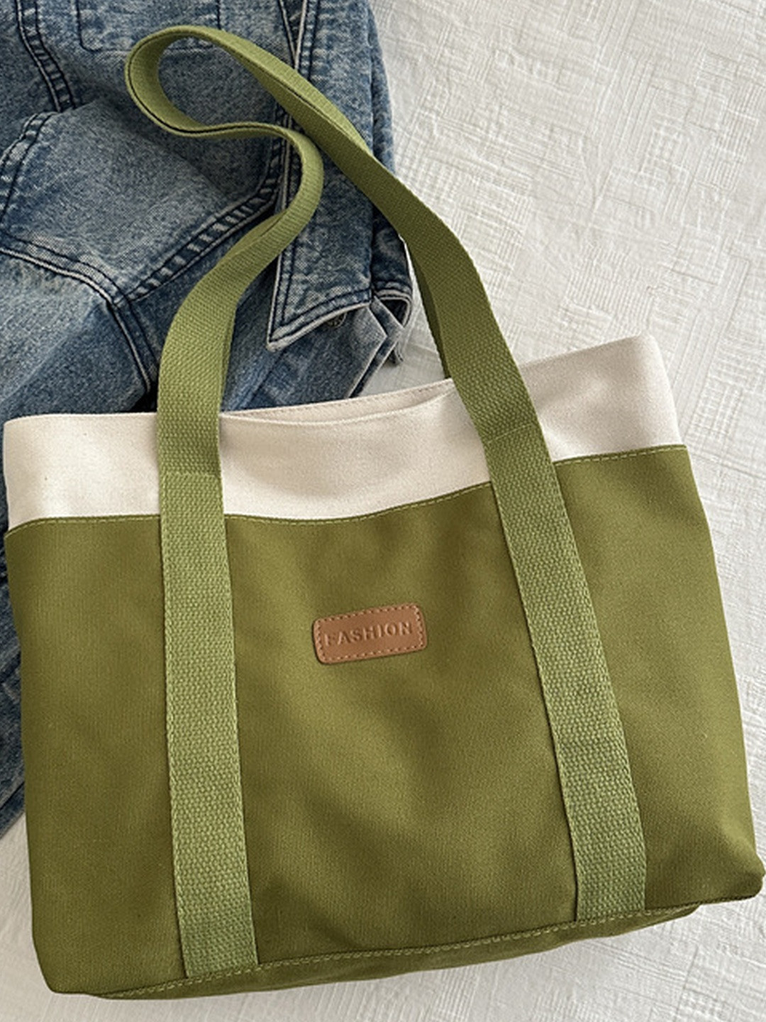 CORSICA PU Olive green solid handheld bag