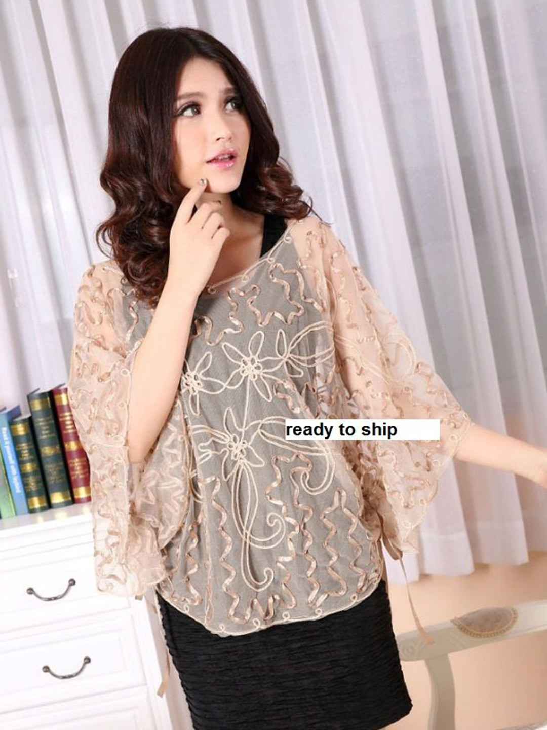 MONRSH Women Self Design Kimono Sleeve Top