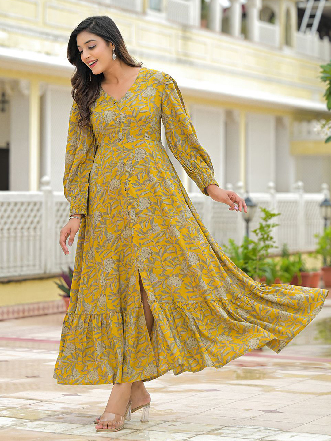 Divena Women Floral Printed V Neck Gathered or Pleated Fit & Flare Maxi Dress