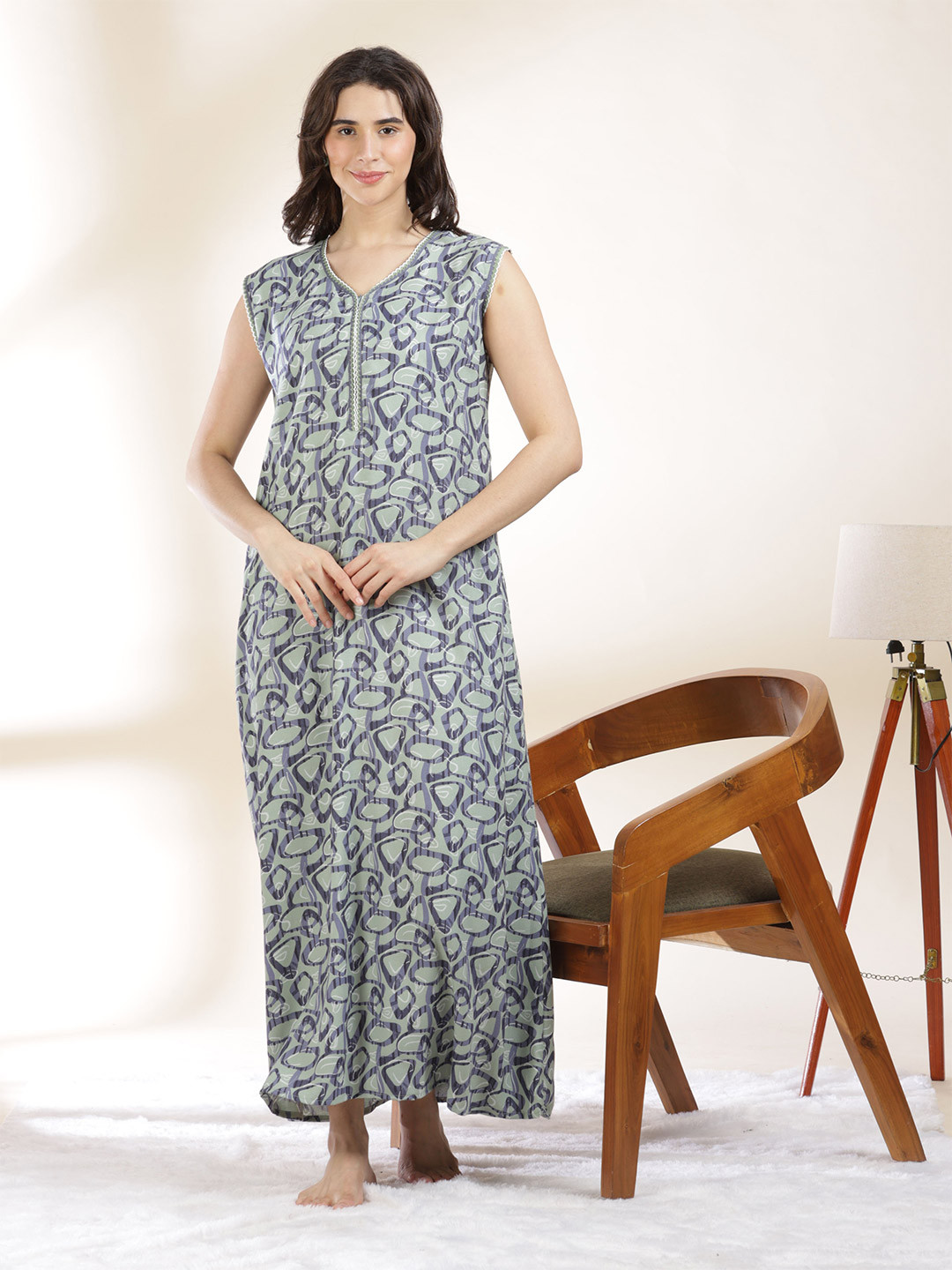 9shines Label  Printed V-Neck Everyday Maxi Nightdress With extra Sleeves attached