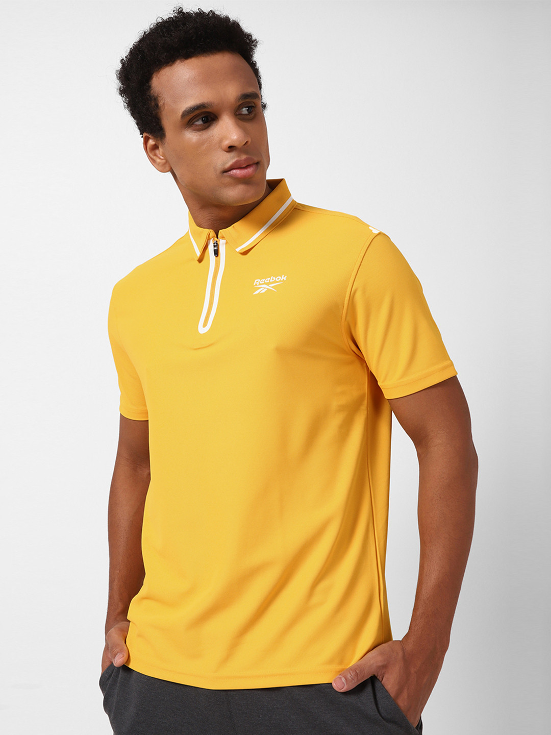 Reebok Slim-Fit Assault Polo Collor T-Shirt