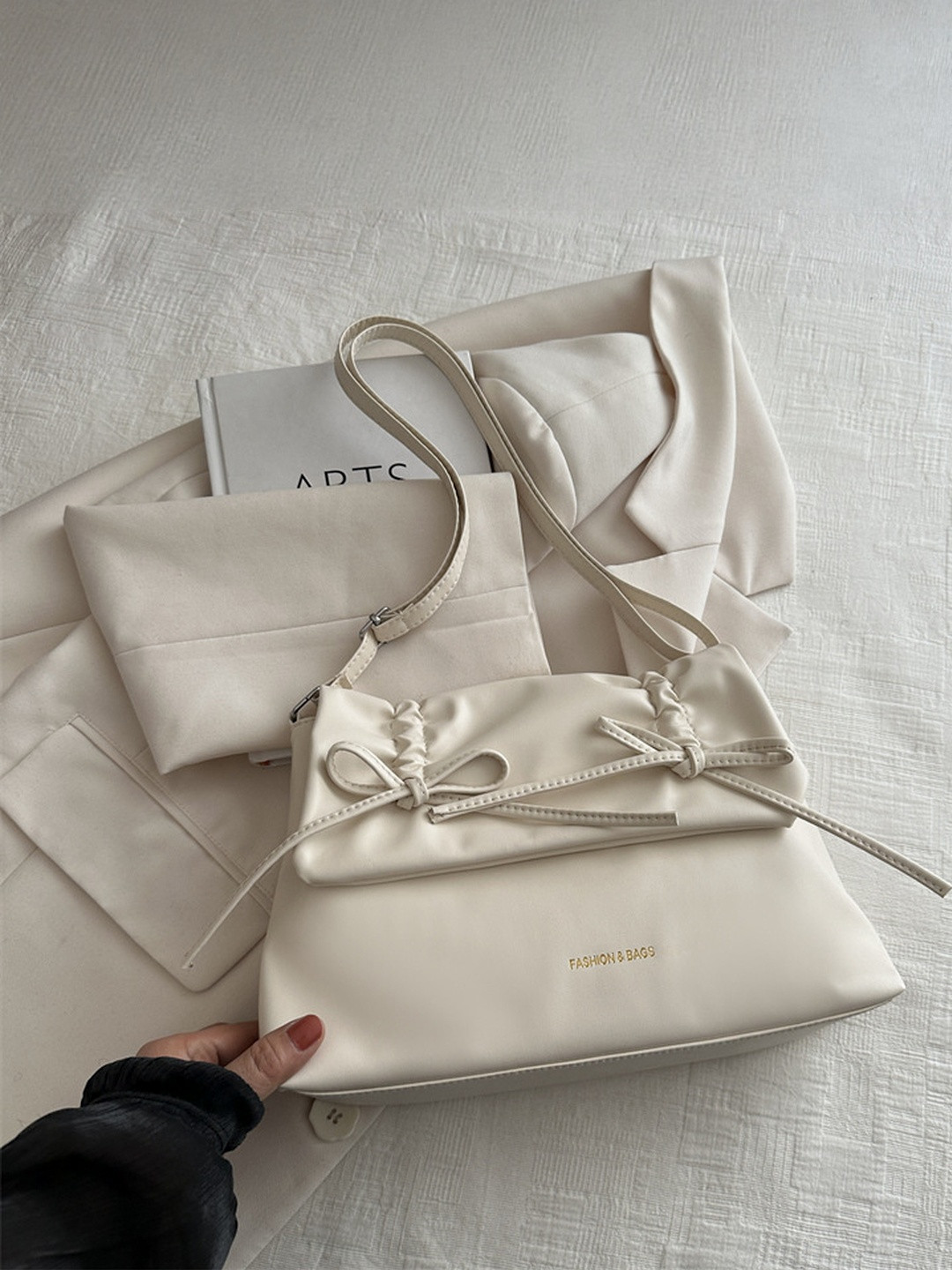 CORSICA PU Beige solid sling bag