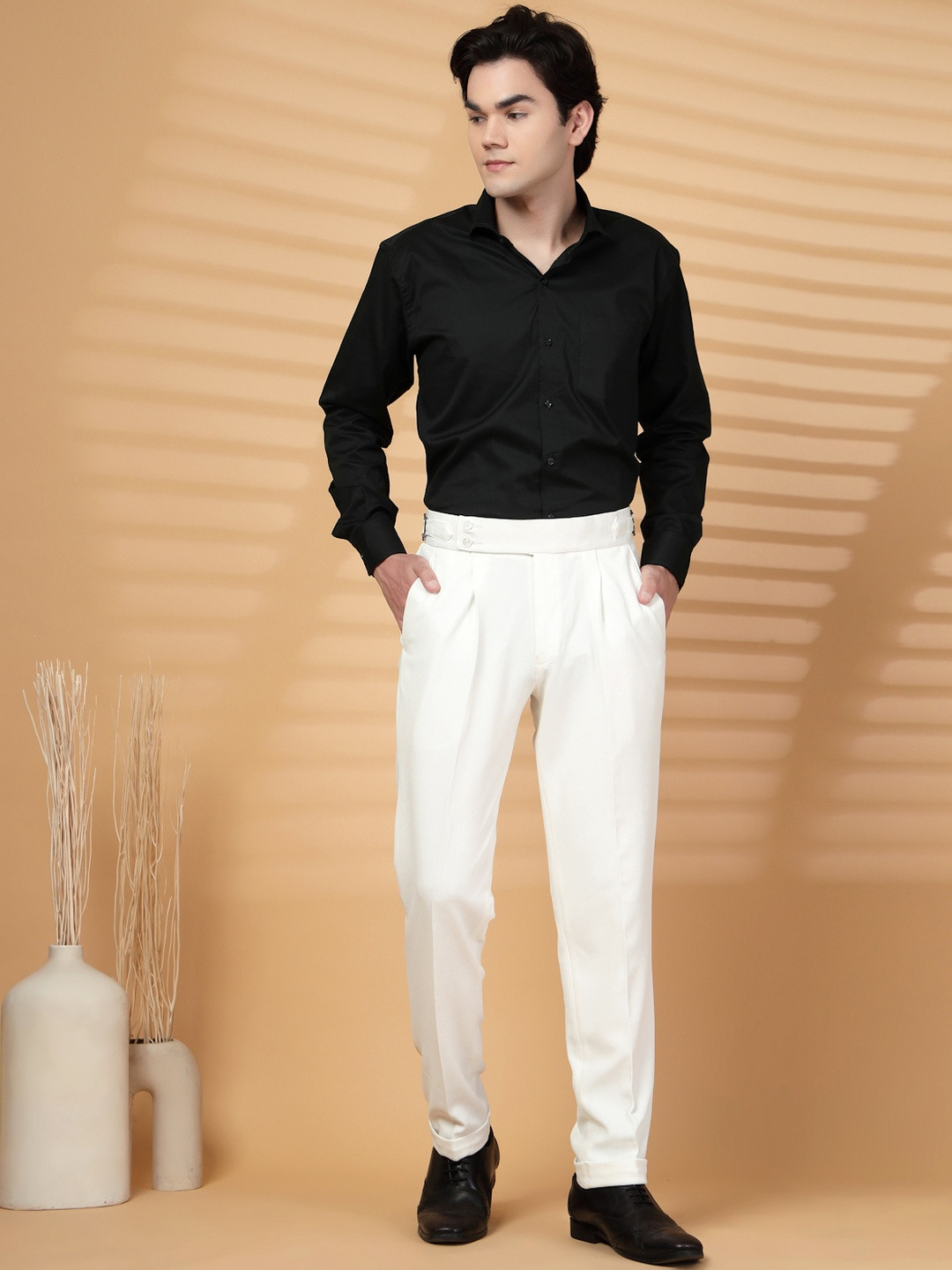 KLOTTHE Men White Lycra Formal Formal Trousers