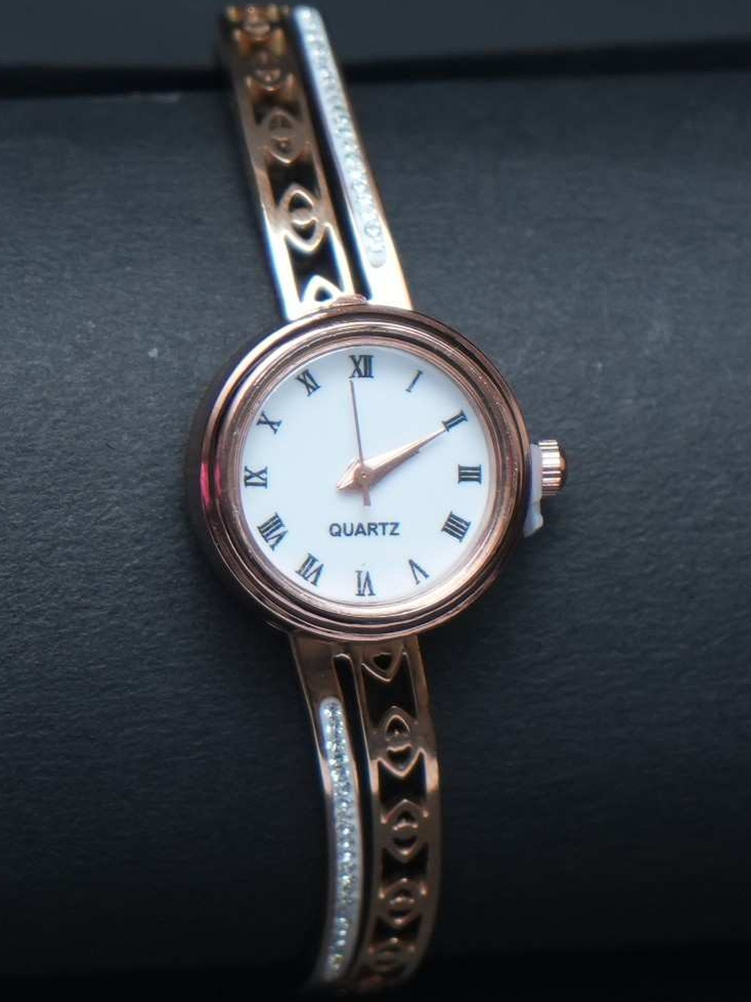 ANSHI ART Women Rose Gold Tone Bracelet Style Straps Analogue Watch