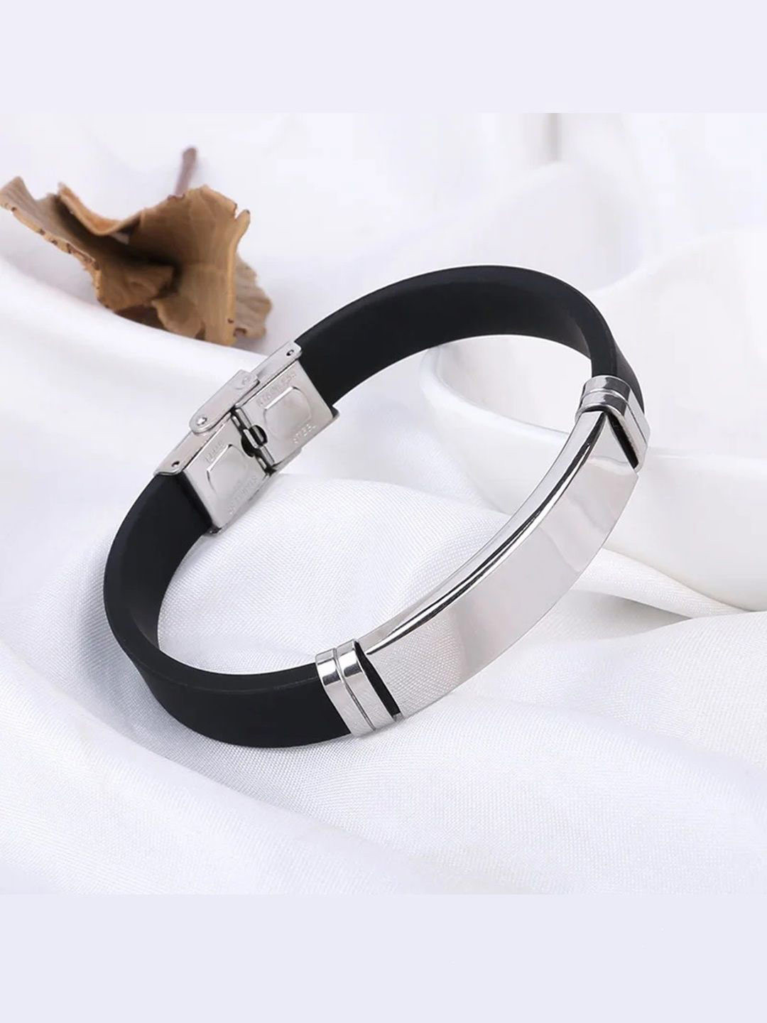 Avya Collection Men Silver-Plated Kada Bracelet