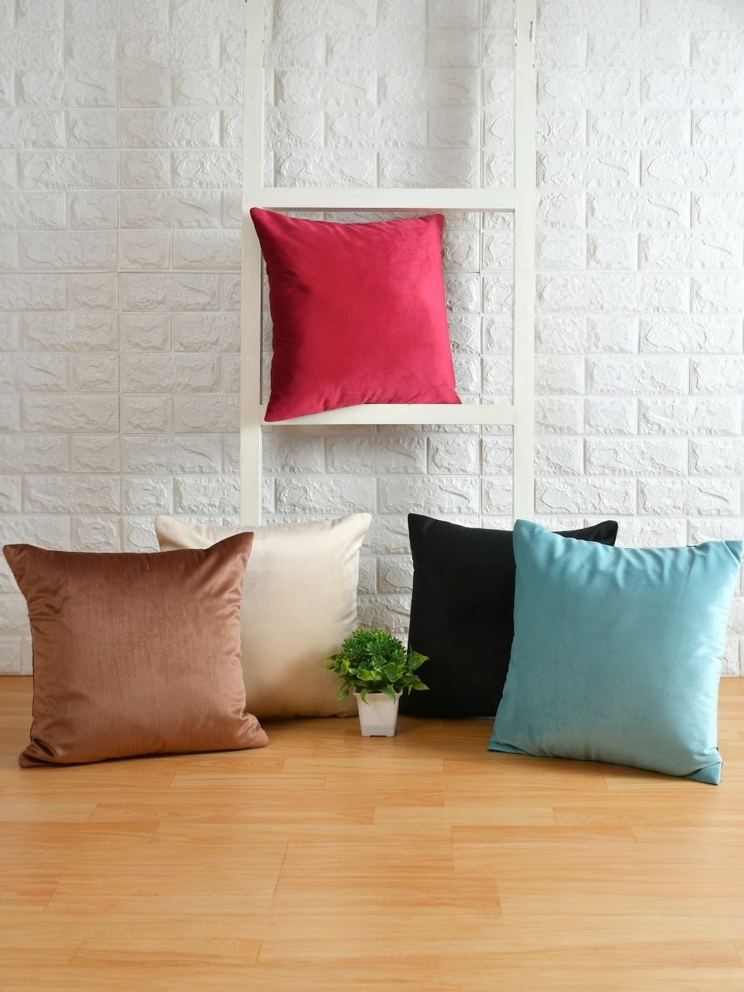BIGGER FISH Set of 5 Multi Color Velvet Solid Square Cushion Covers