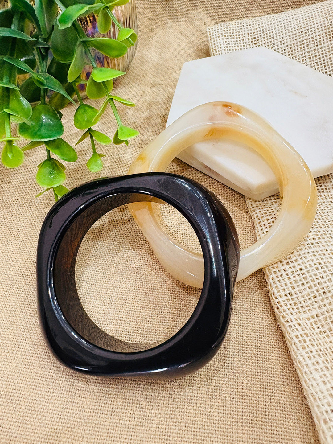 Niska Set Of 2 Textured Rasin Bangles