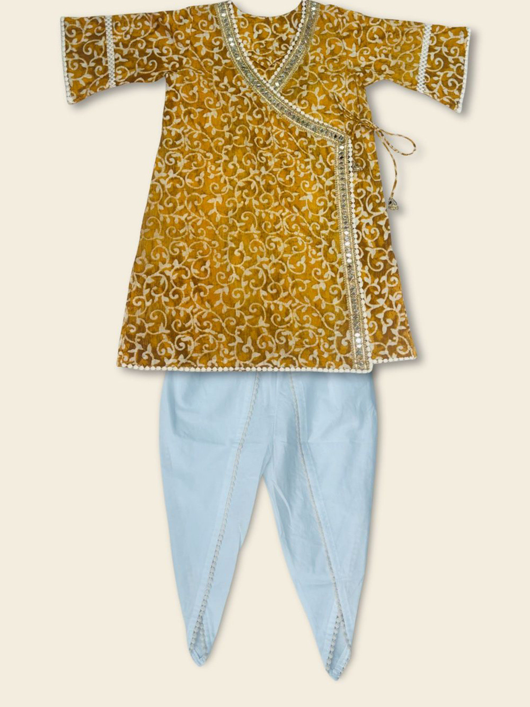 EARTHY TWEENS Girls V-Neck Gotta Patti Pure Cotton Gotta Patti Golden Charm Kurti Set