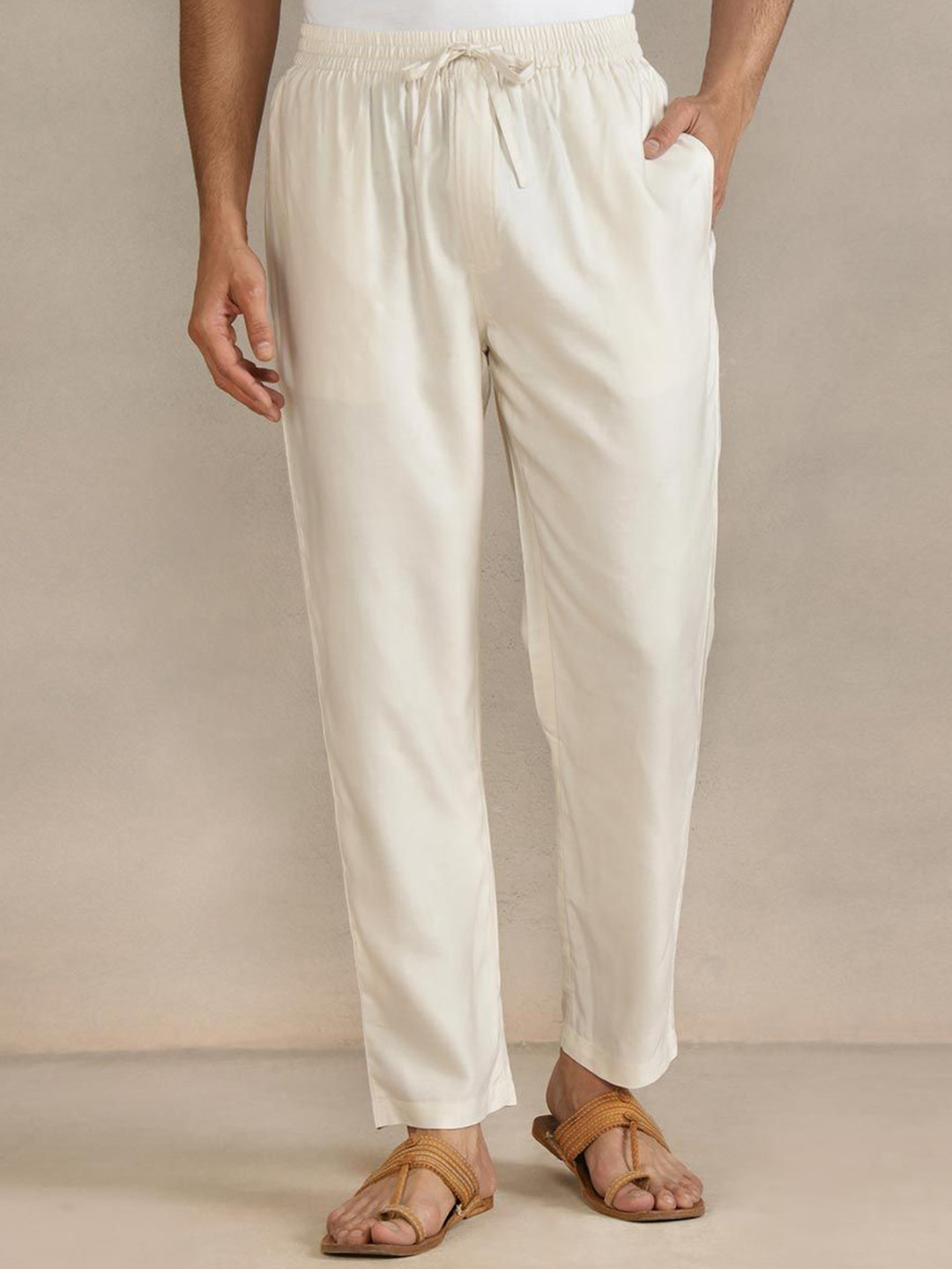 Fabindia Men Mid-Rise Aligarhi Pyjama