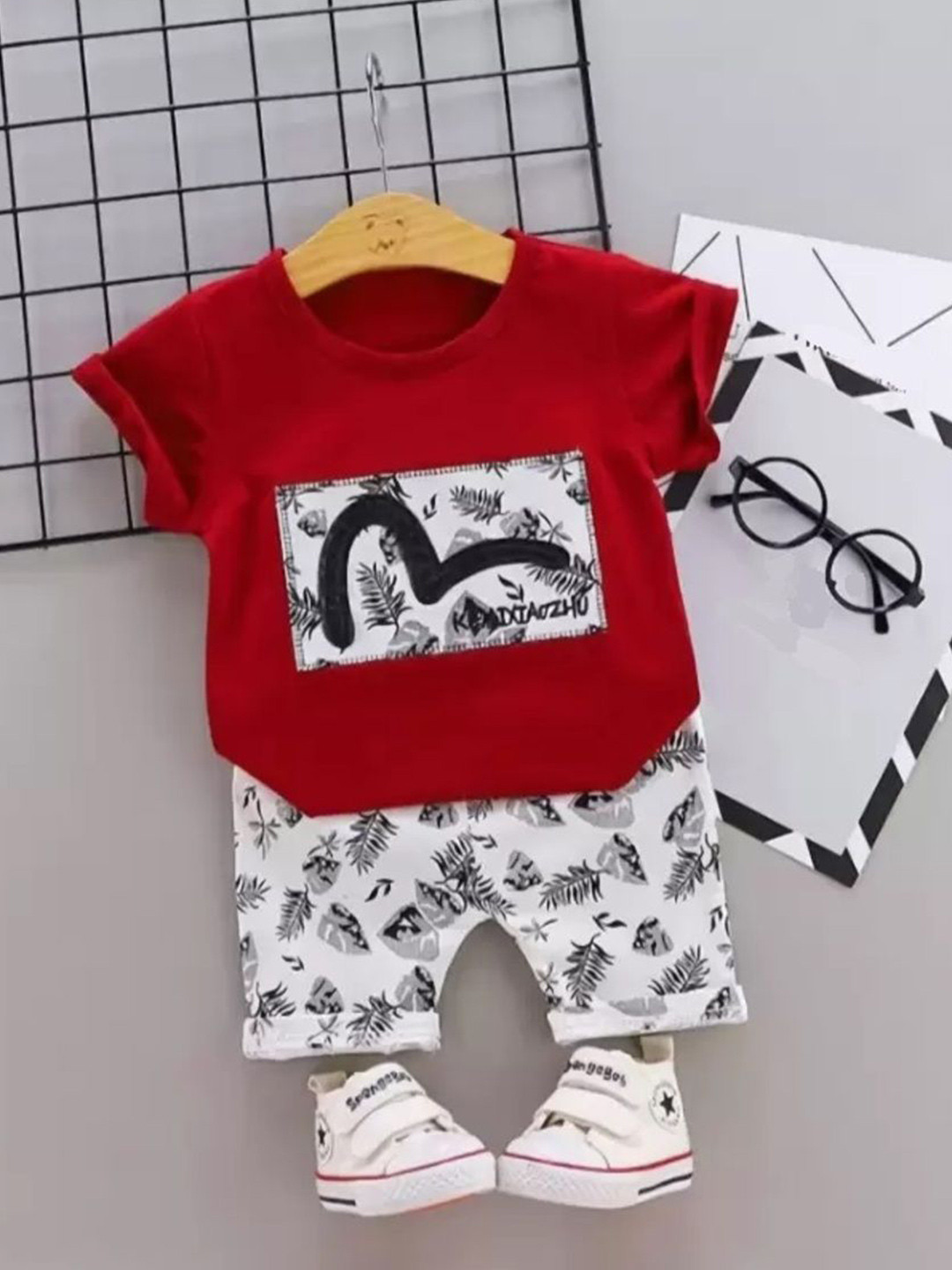 JENNY GARMENT Kids Printed Short Sleeves T-shirt With Shorts