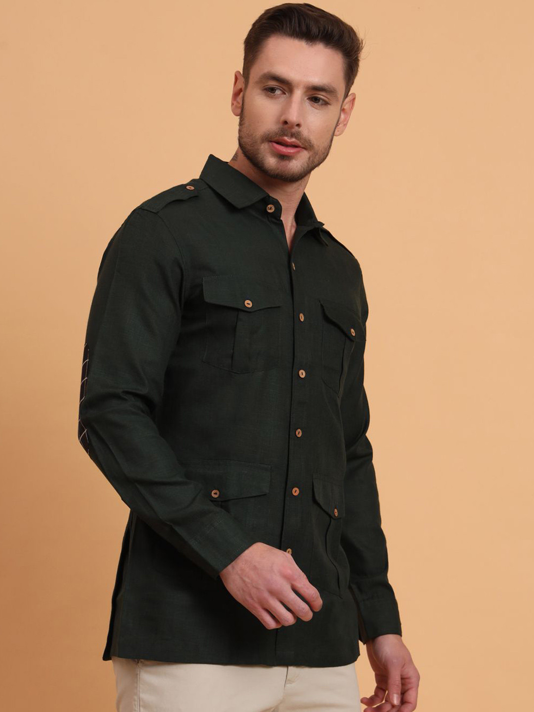 House of Pataudi Men India Slim Fit Solid Spread Collar Cotton Casual Shirt