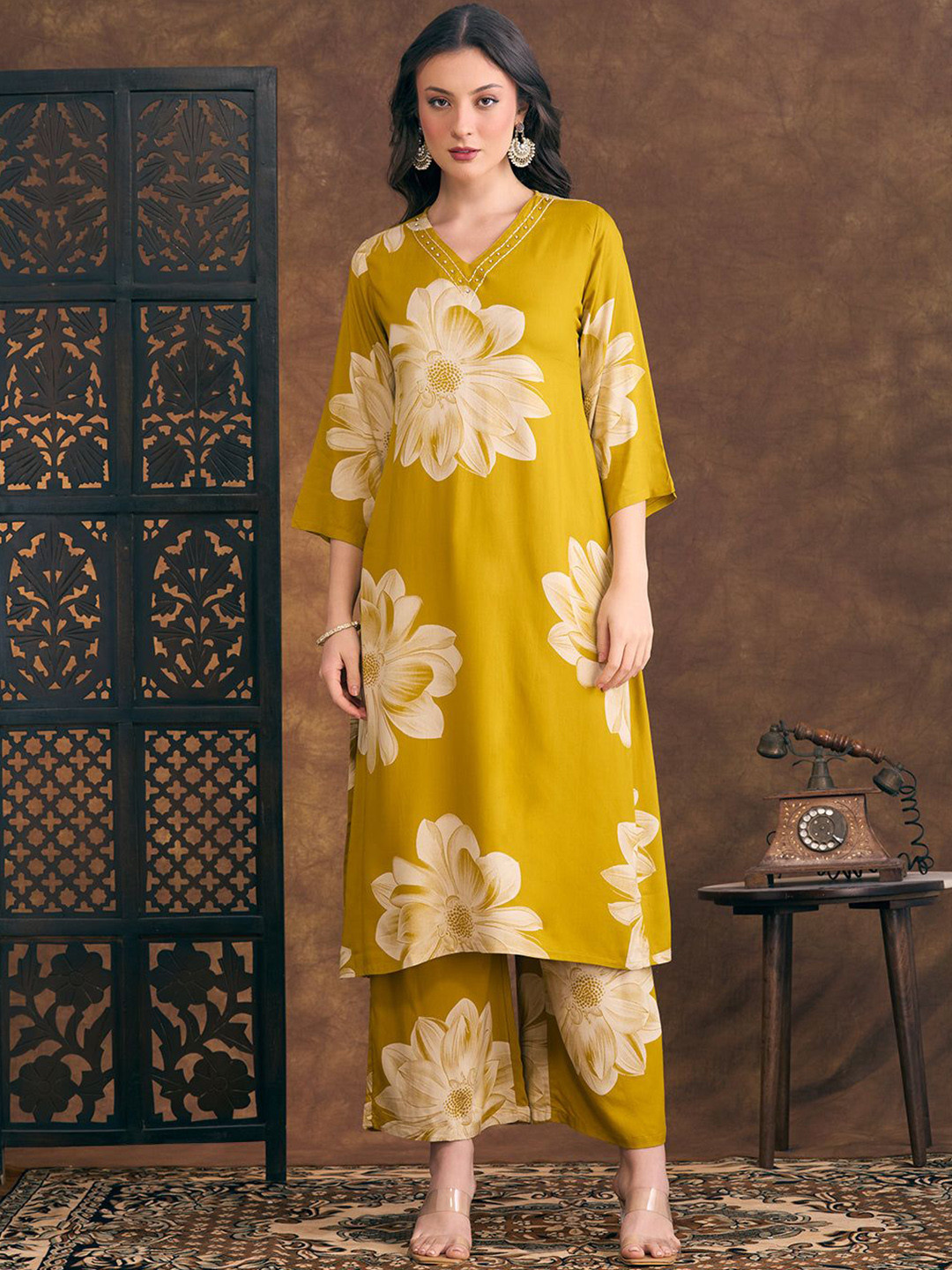FASHOR Women Printed V-Neck Top and Palazzos Co-Ords