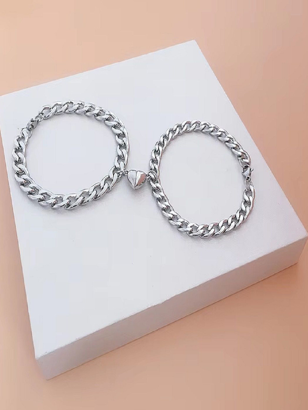 SHREE ADINATH CREATIONS Women Silver-Plated Link Bracelet