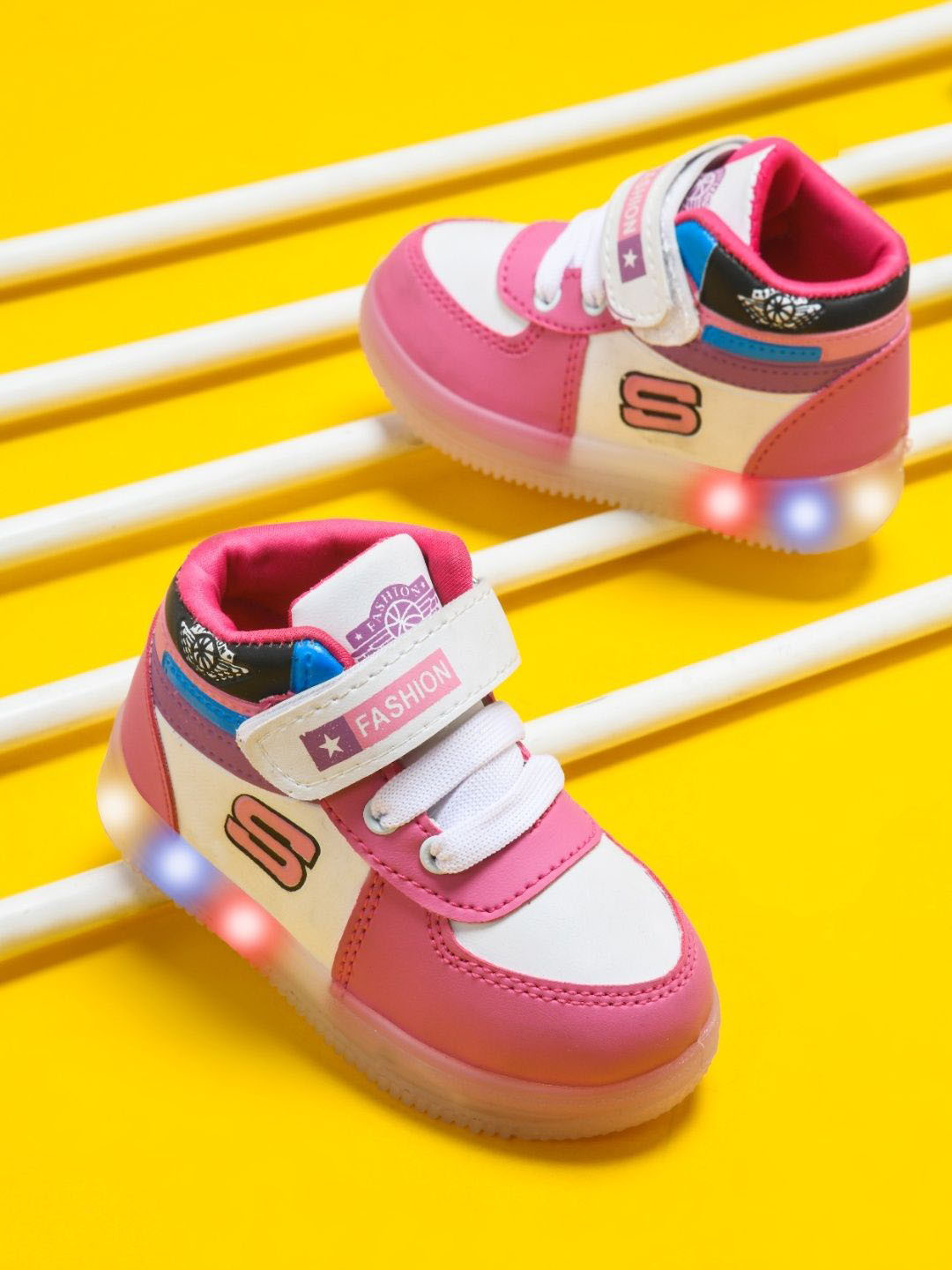 AXROW  Kids Colourblocked Patent Leather Sneakers