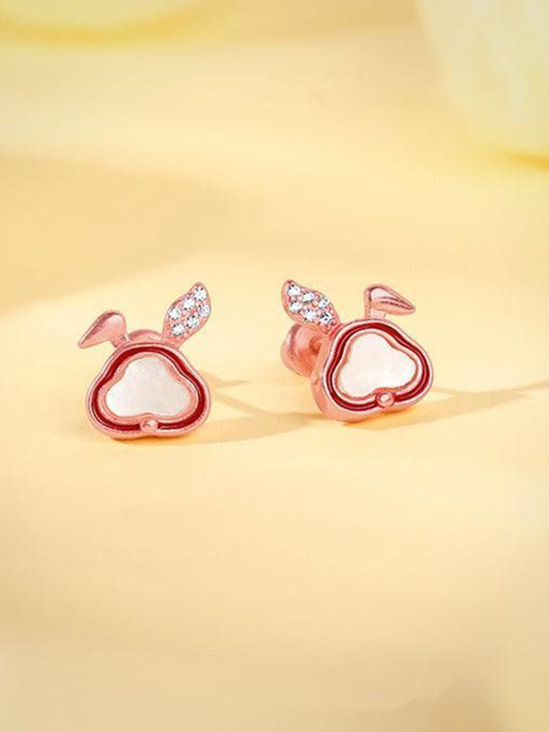GIVA Animal Shaped Studs Earrings