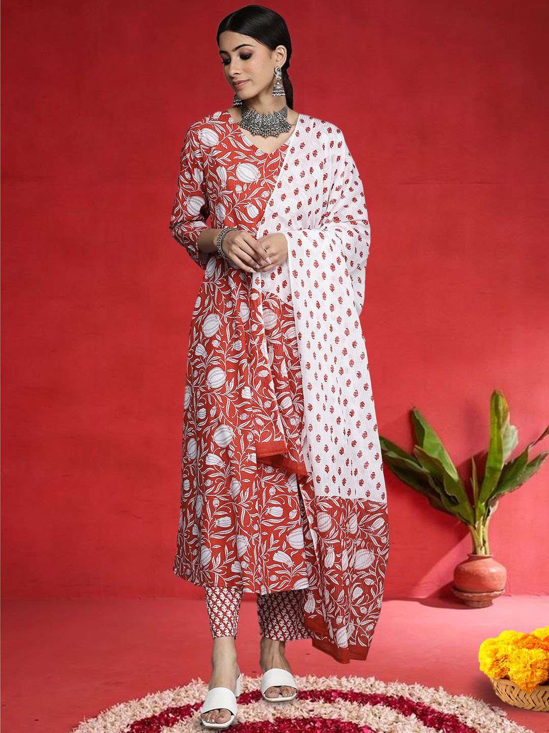 Varanga Women Floral Printed Anakali Pure Cotton Kurta with Trousers & Dupatta