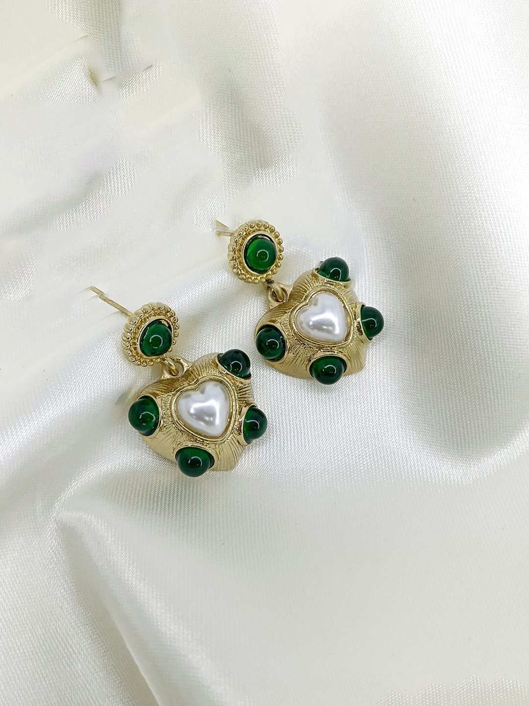 VELVET IMPERIAL Gold-Plated Artificial Stones Studded & Beaded Heart Shaped Drop Earrings