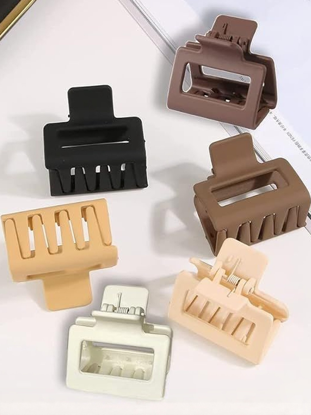 DIVASTRI Women Set of 4 Rectangular Claw Clip
