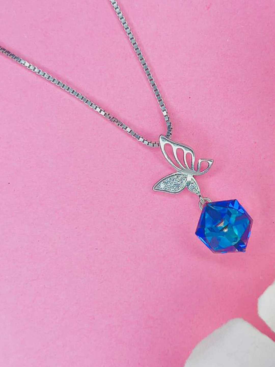 Rukmi Rhodium-Plated Contemporary Pendants with Chains