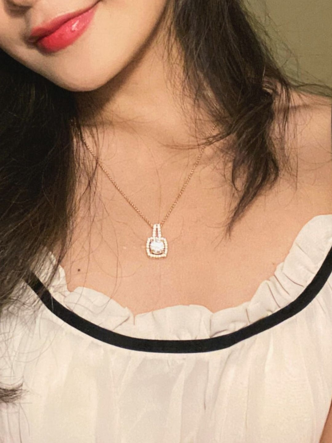 Tipsy closet Women American Diamond Gold-Plated Chain