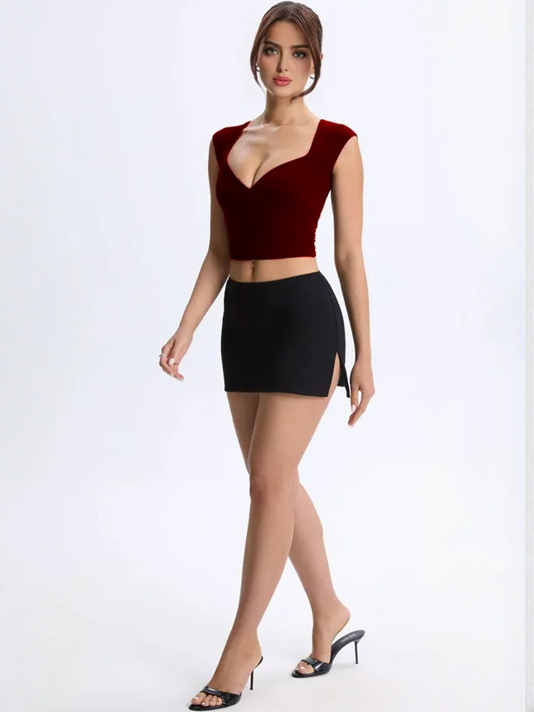 WANQUILA Sweetheart Neck Crop Top