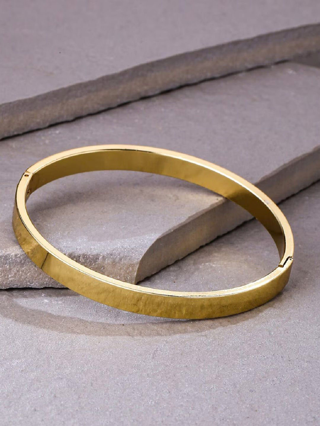 Avya Collection Men Kada Bracelet