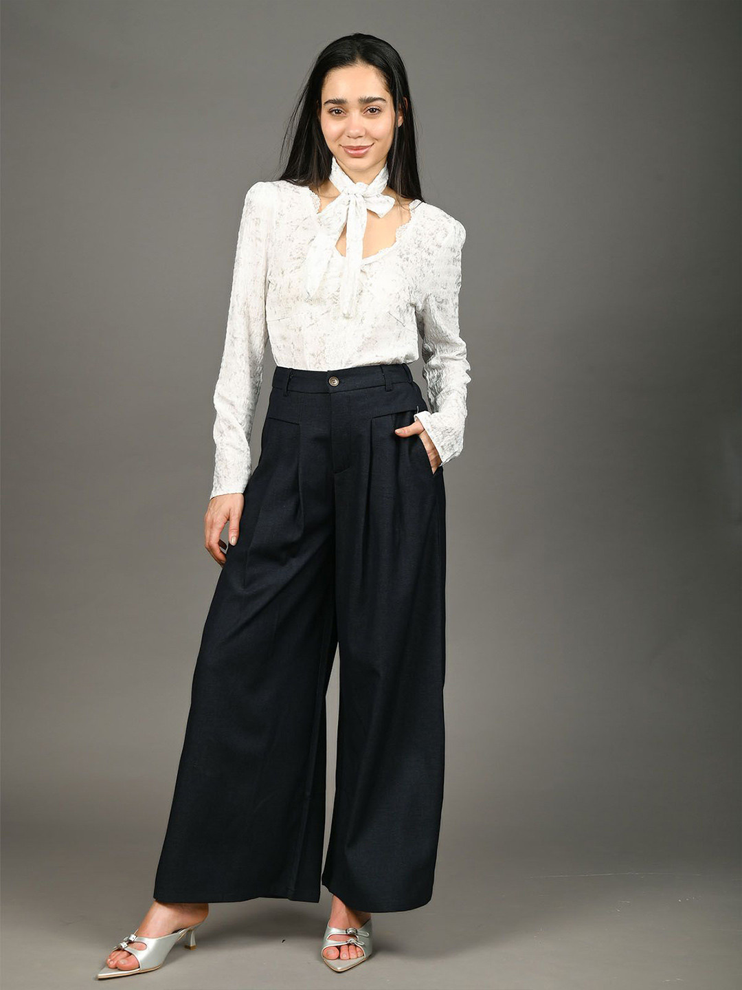 ODETTE Crush Printed Tie-Up Neck Top