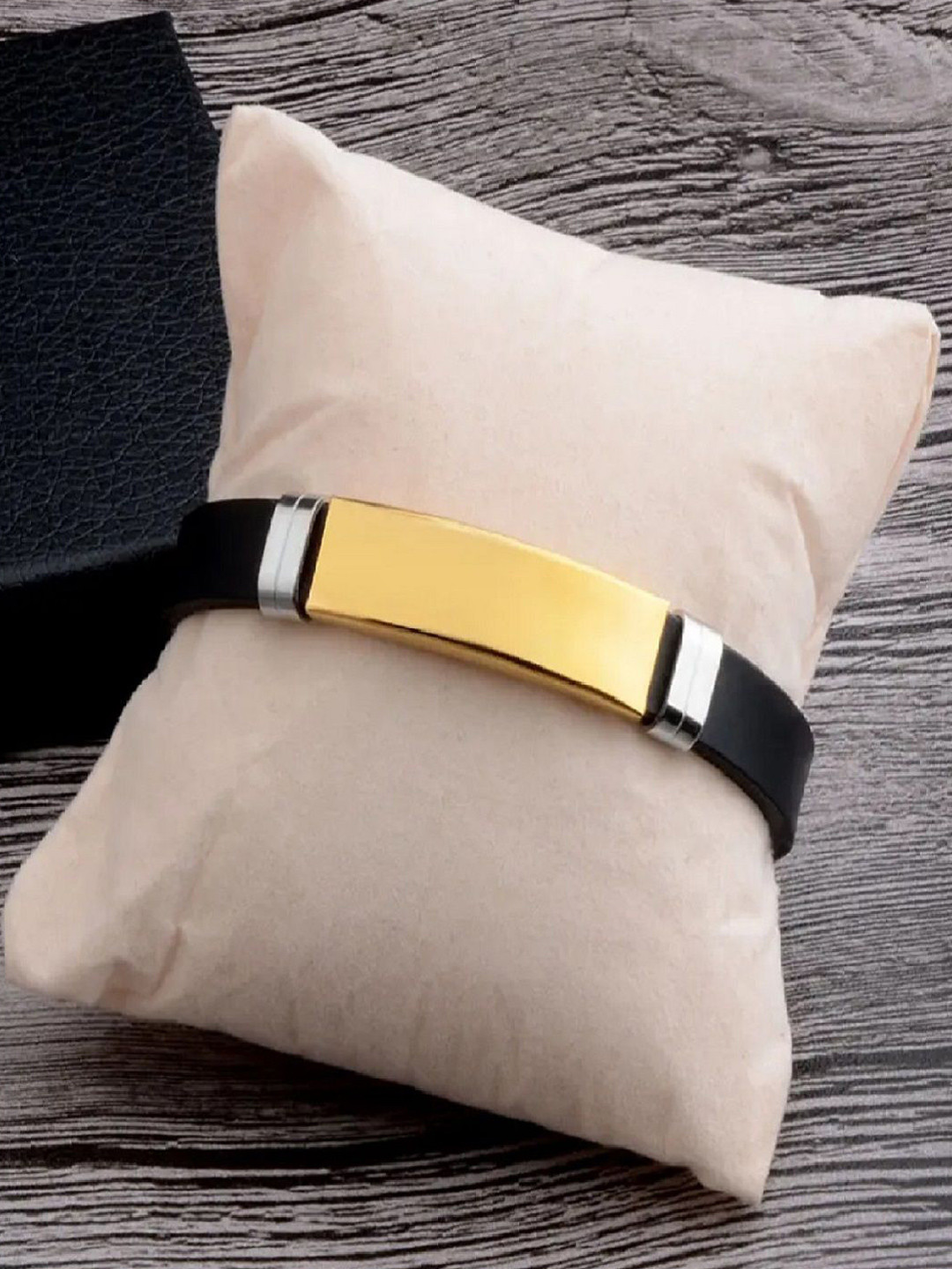 Shree Laxmi Balaji Creations Men Silver-Plated Kada Bracelet