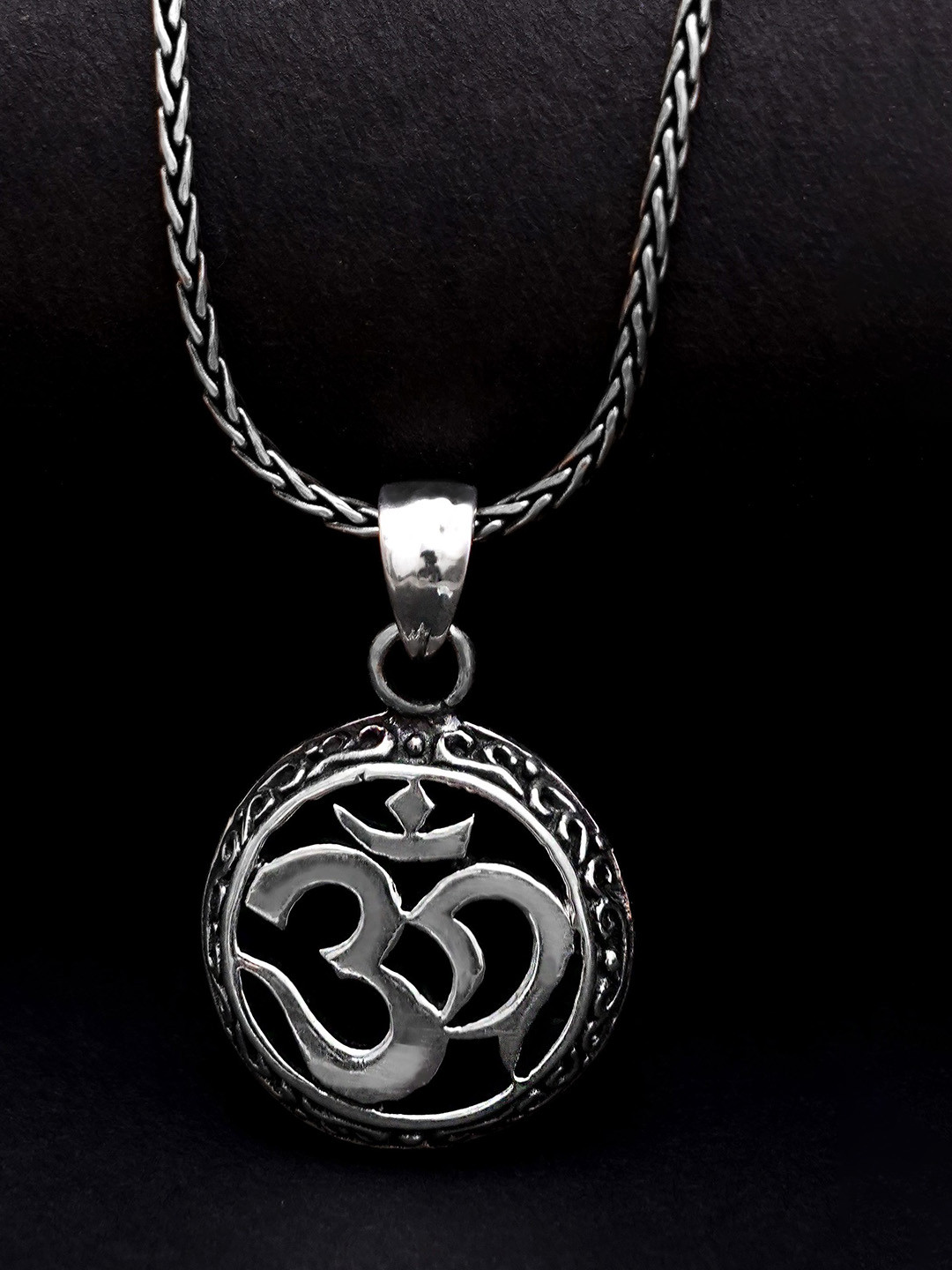 DIAVO Men 925 Silver-Plated Circle of Life OM Pendant