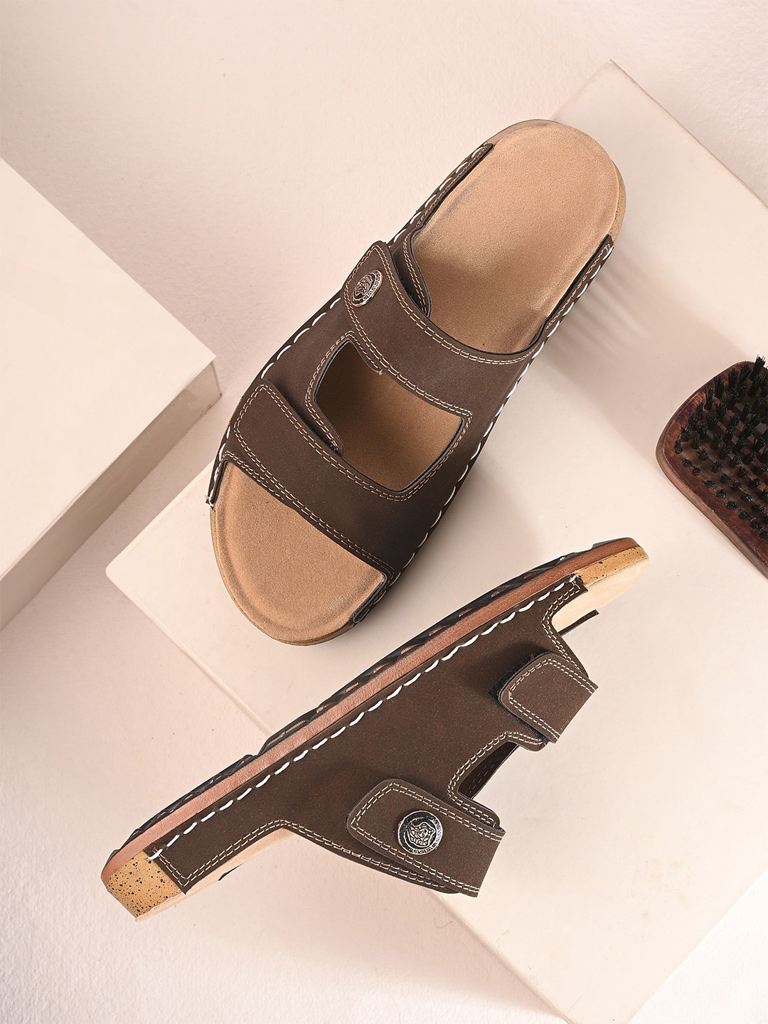 FAV SHOES Men Sliders