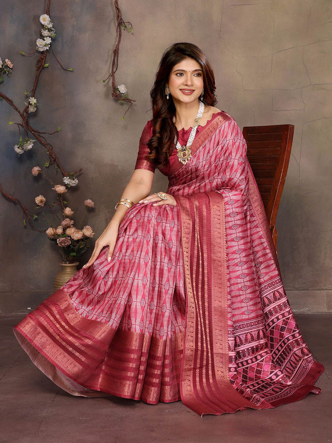 Varanga Woven Design Zari Saree