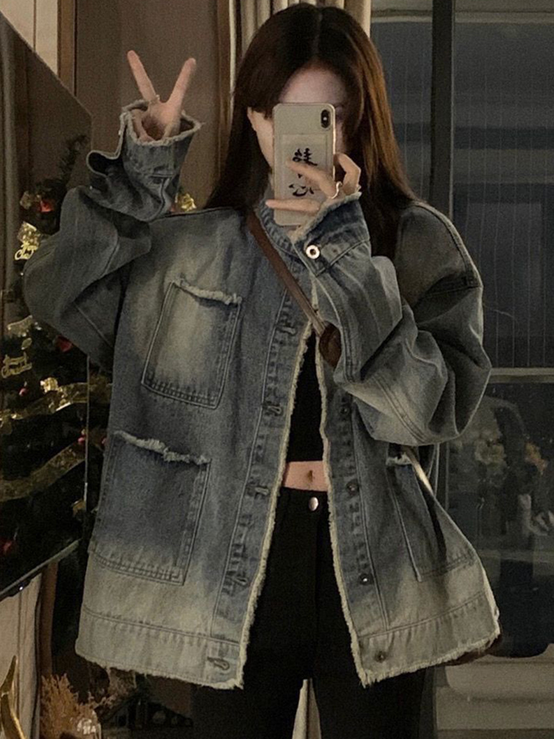StyleCast Women Spread Collar Long Sleeves Faded Denim Jacket