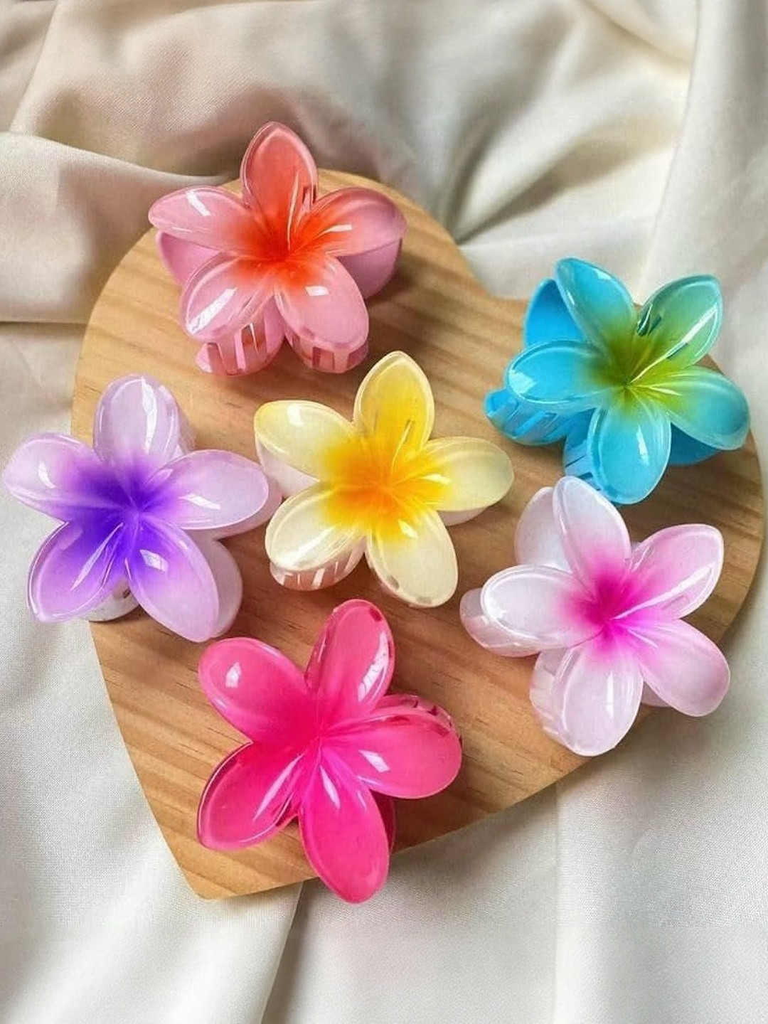 DIVASTRI Set of 2 Floral Claw Clip