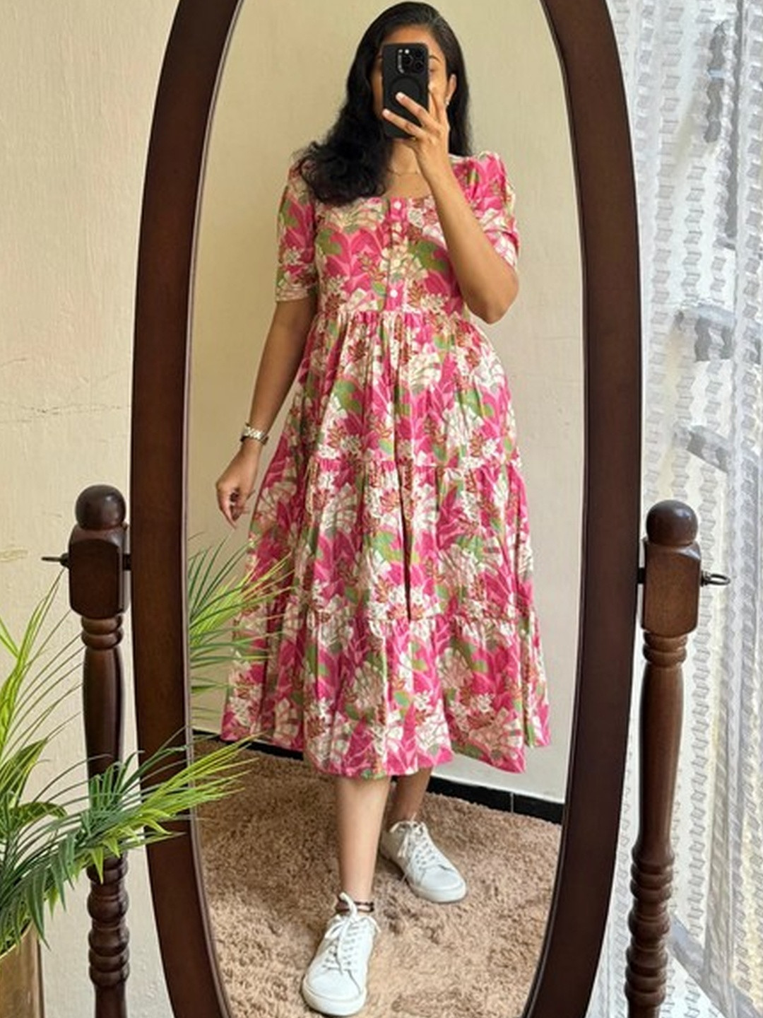 AURIPRX FASHION Elegant Rayon Anarkali Kurta